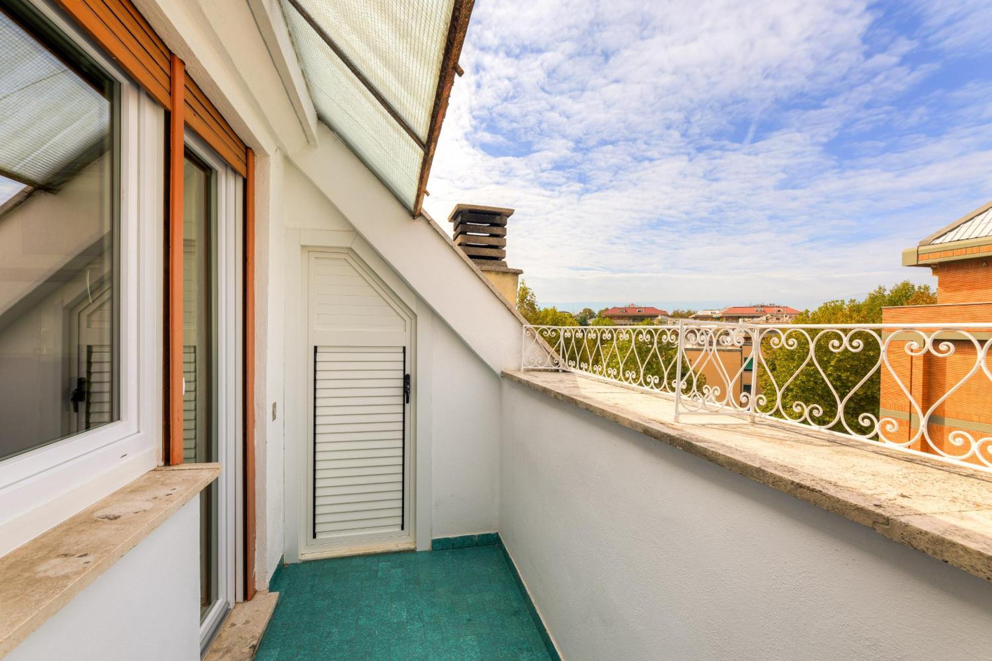 Appartement Elegante 130mq In Stile Classico