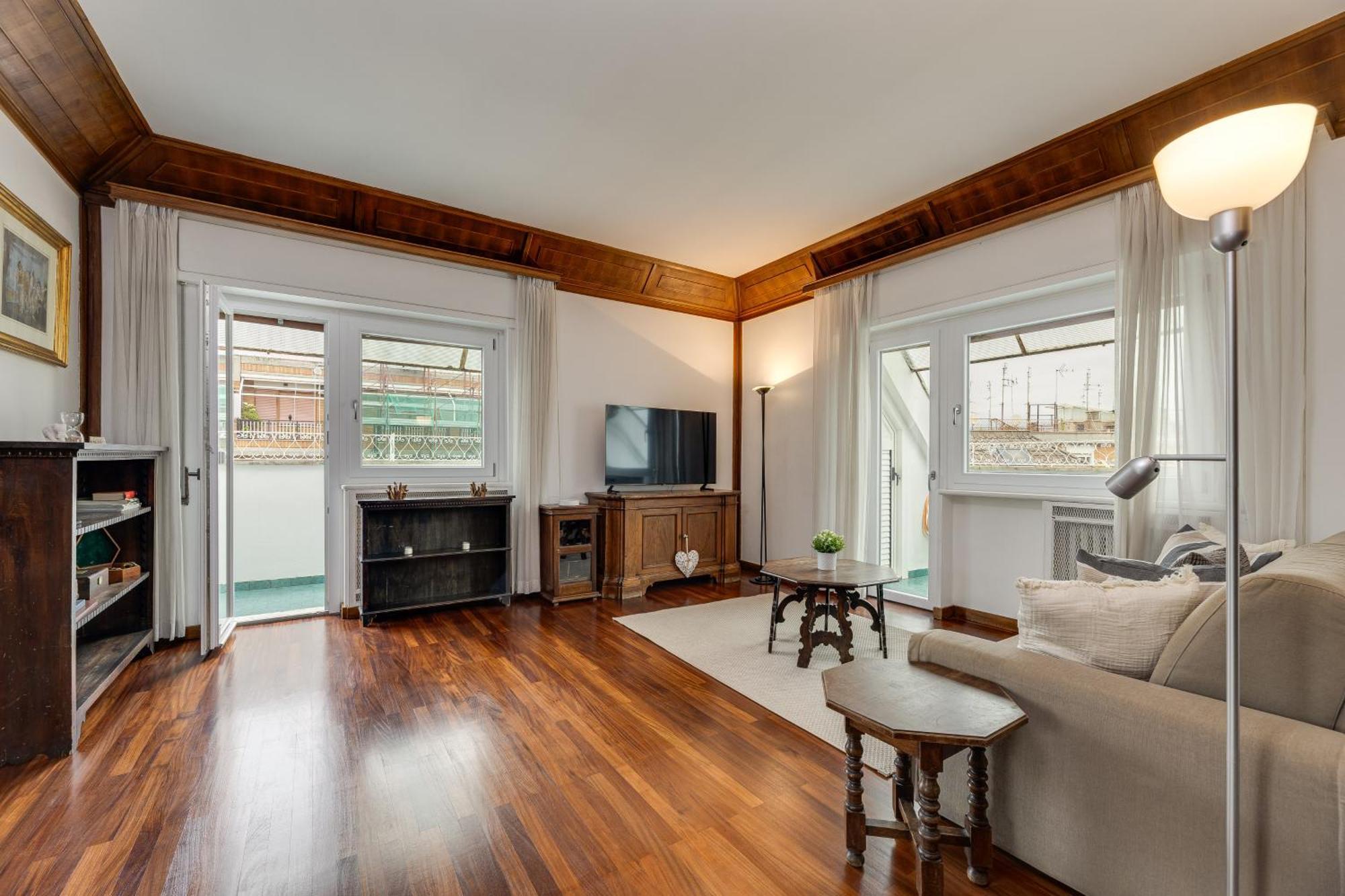 Elegante 130mq In Stile Classico Appartement Rome